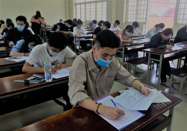 Danh Sách Các Trường Tổ Chức Kỳ Thi Riêng Năm 2025